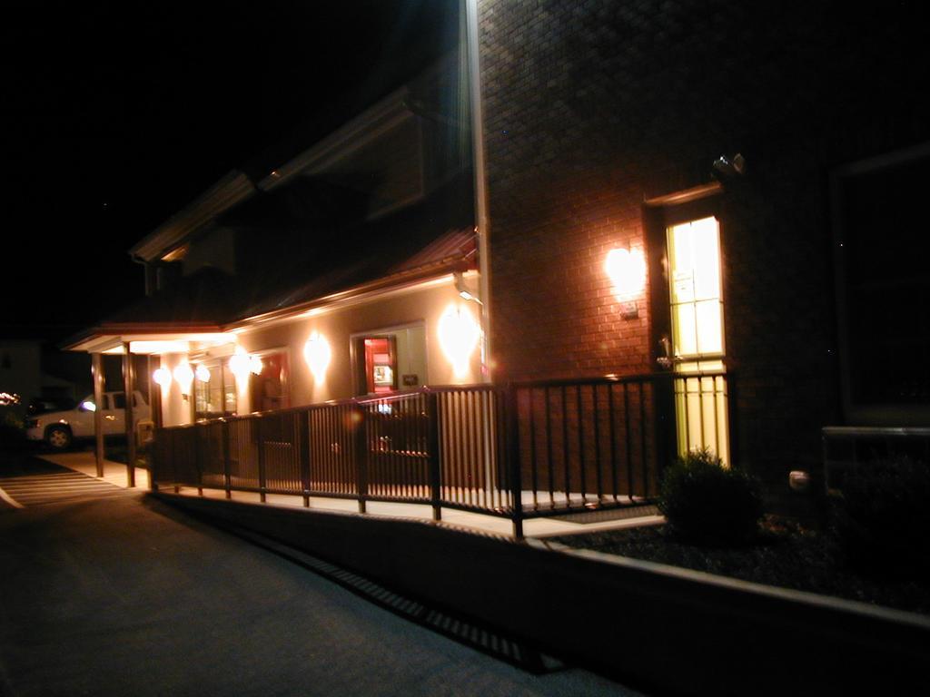 Hotel Dushore Eksteriør bilde